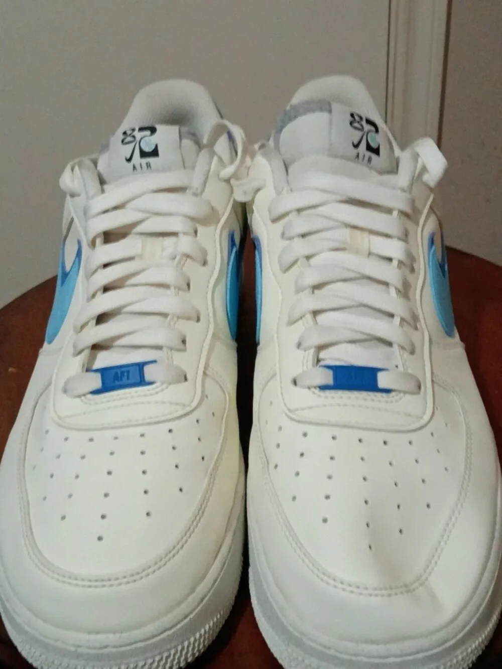 Nike Air Force 1 Low Shoes Mens Size 13 White Blue Leather Sneakers DO9786-100